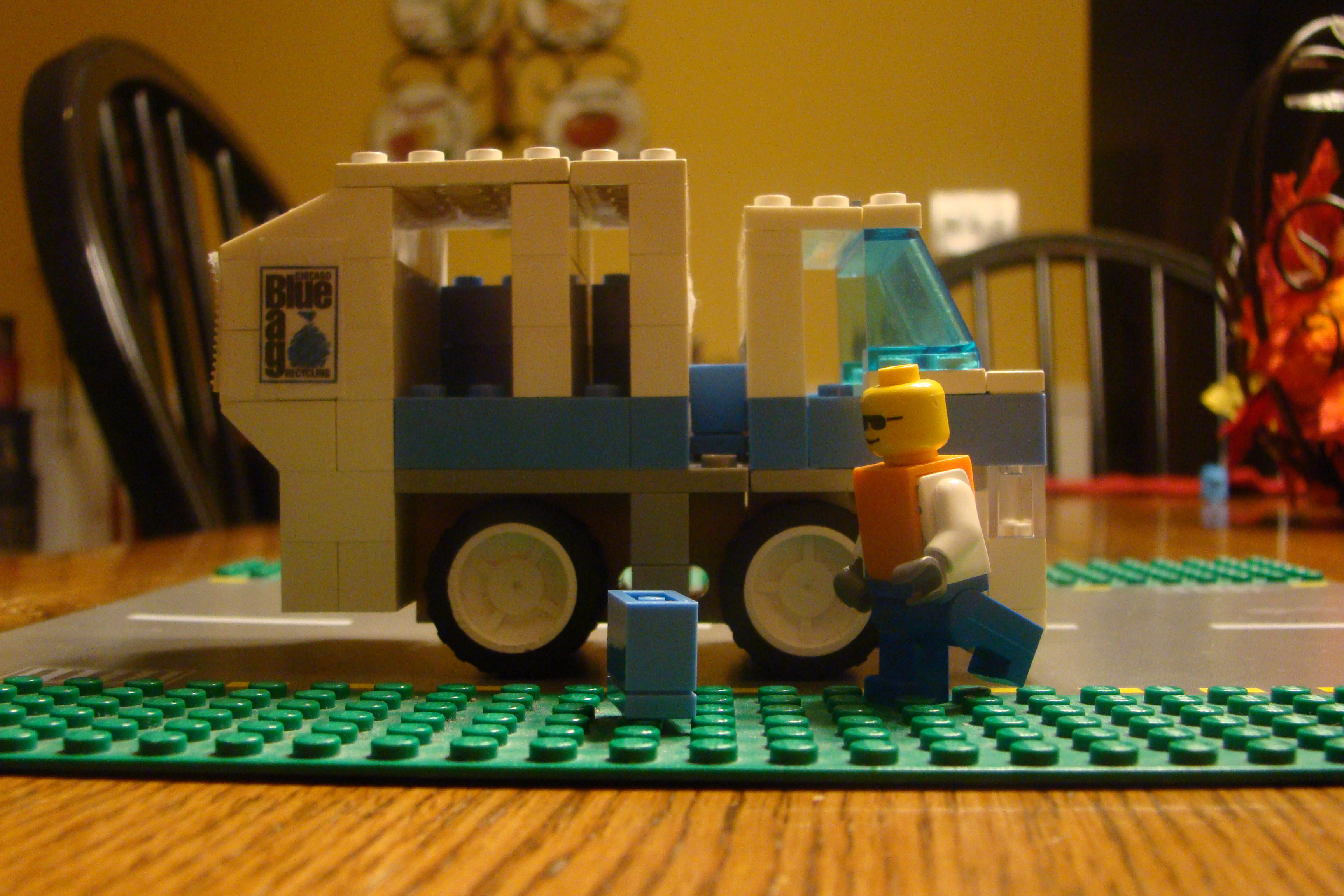 lego_recycling_truck_001.jpg