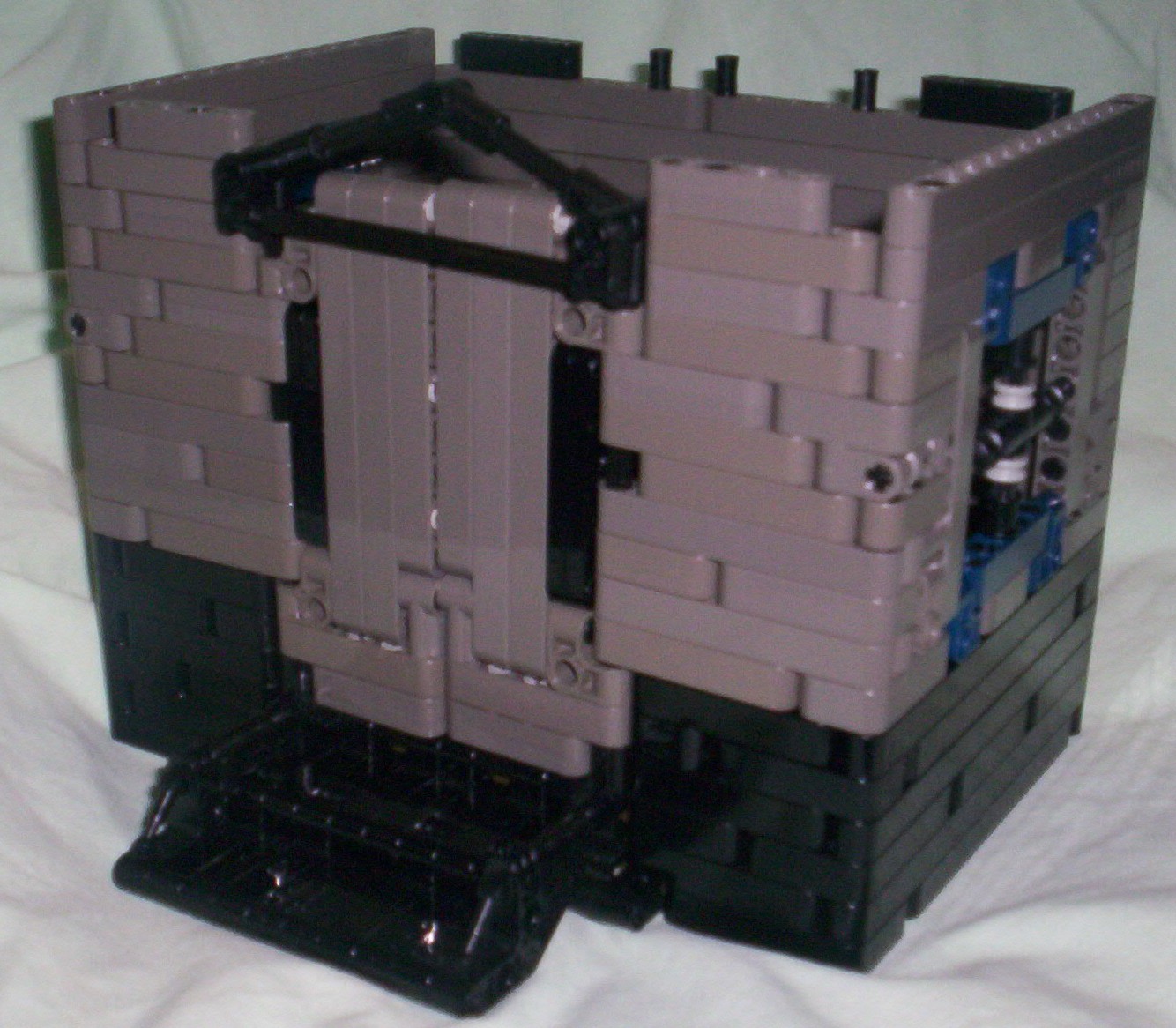 roofless.jpg