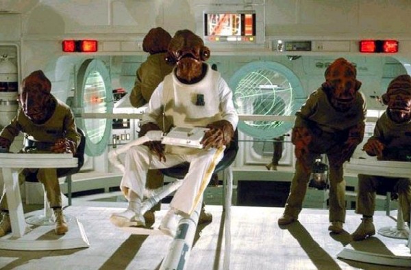 ackbar_with_home_one_crew.jpg