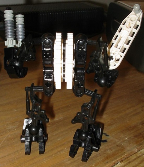 darktrio2small.jpg