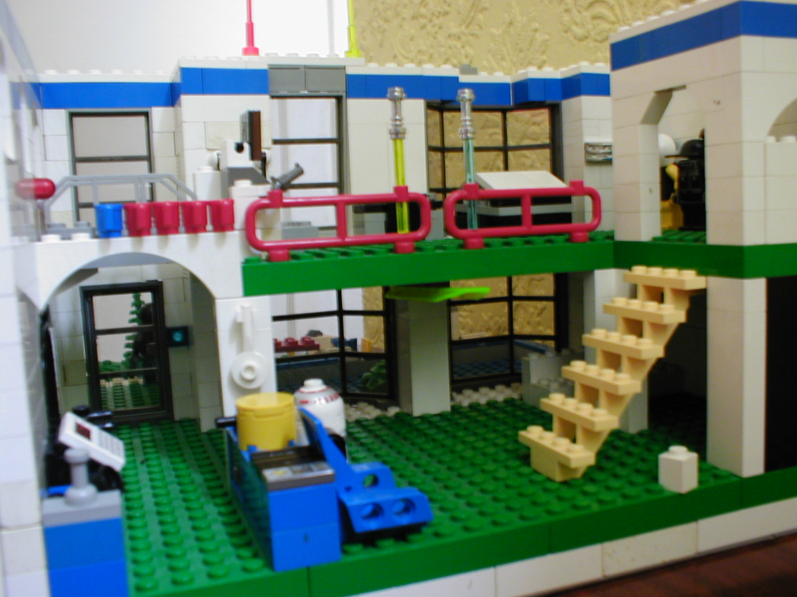 lego_house_no.1.jpg