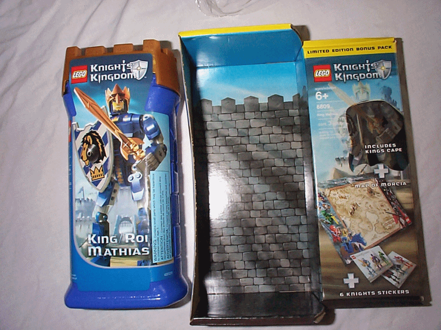4king_mathias_package_open.gif