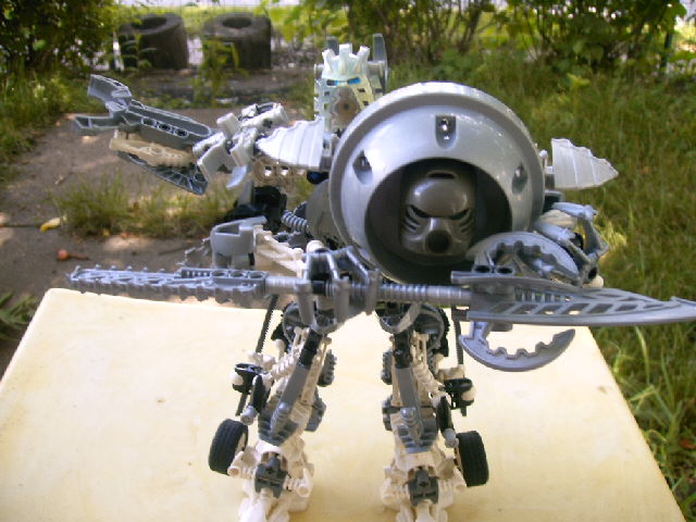 mnui_012.jpg