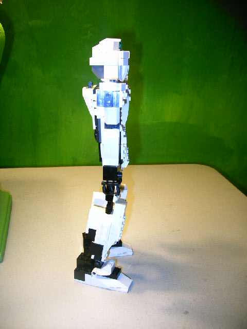 legorobo_002.jpg