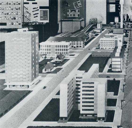 toys_and_novelties_mar_1962-1.jpg