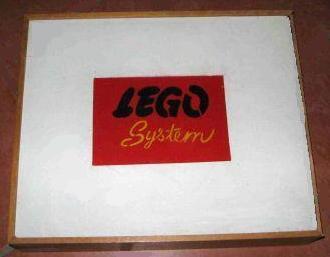 unknown_samsonite_lego_wooden_box.jpg