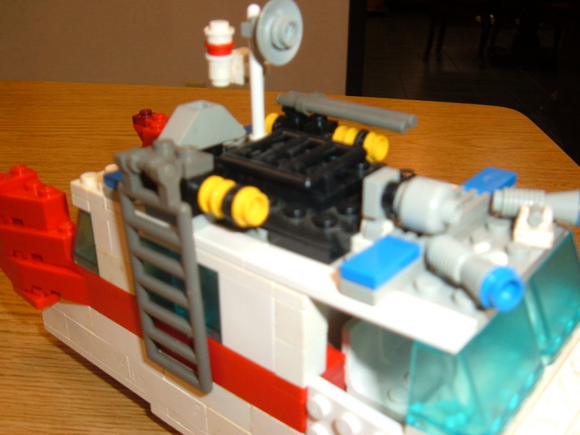 ecto1side.jpg
