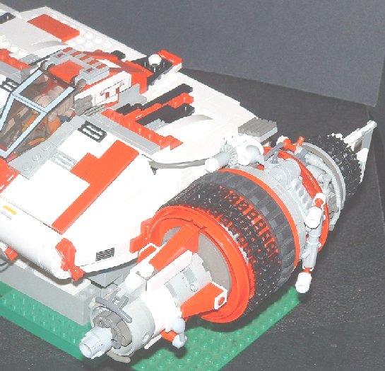 peacekeepersenginedetail1.jpg