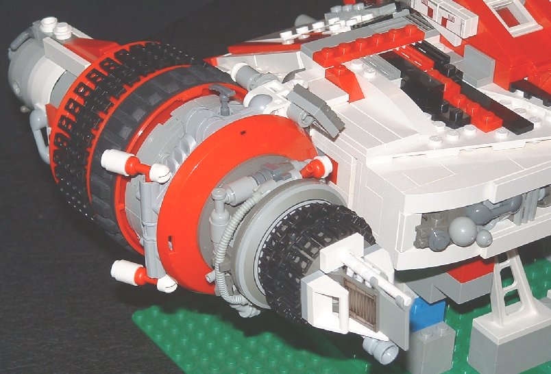 peacekeepersenginedetail2.jpg