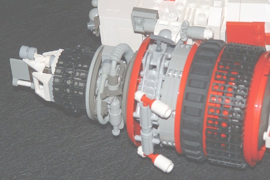 peacekeepersenginedetail3.jpg