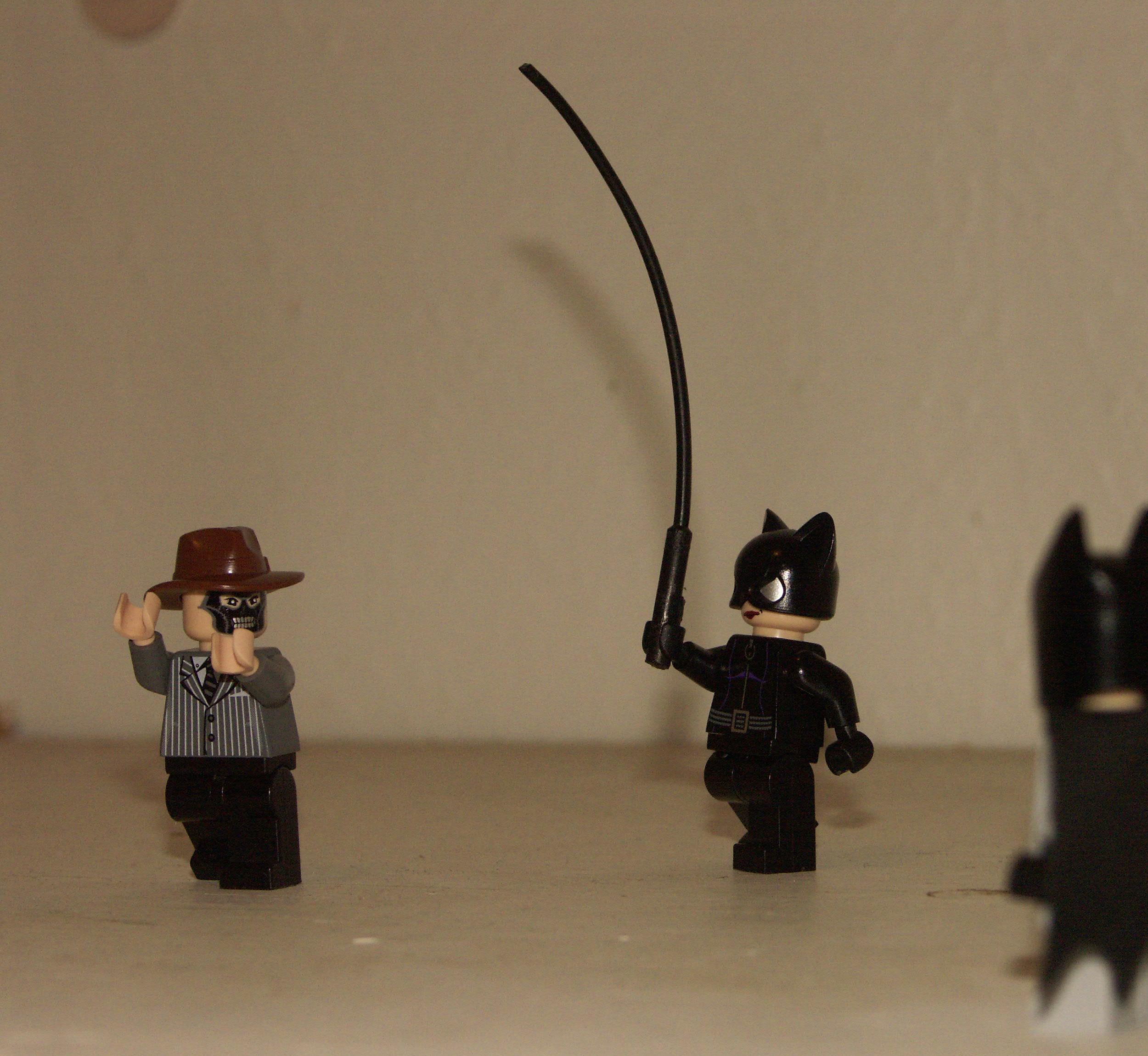 batman_vs_black_mask_vs_catwoman.jpg