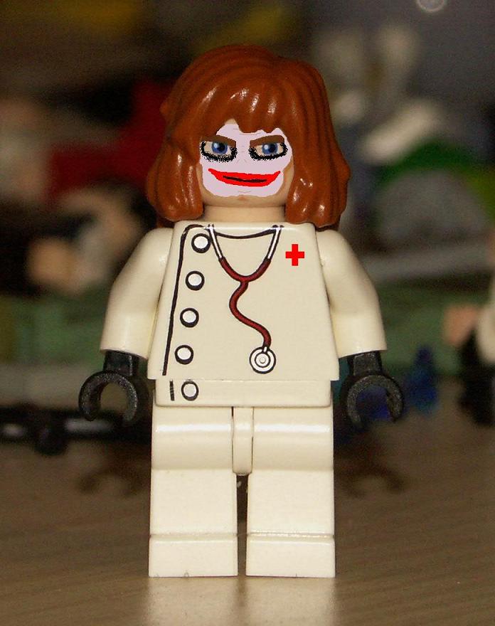 joker--nurse_disguise.jpg