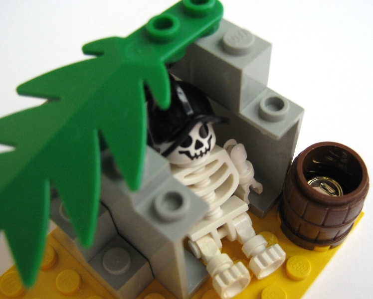 skeletonincrew.jpg