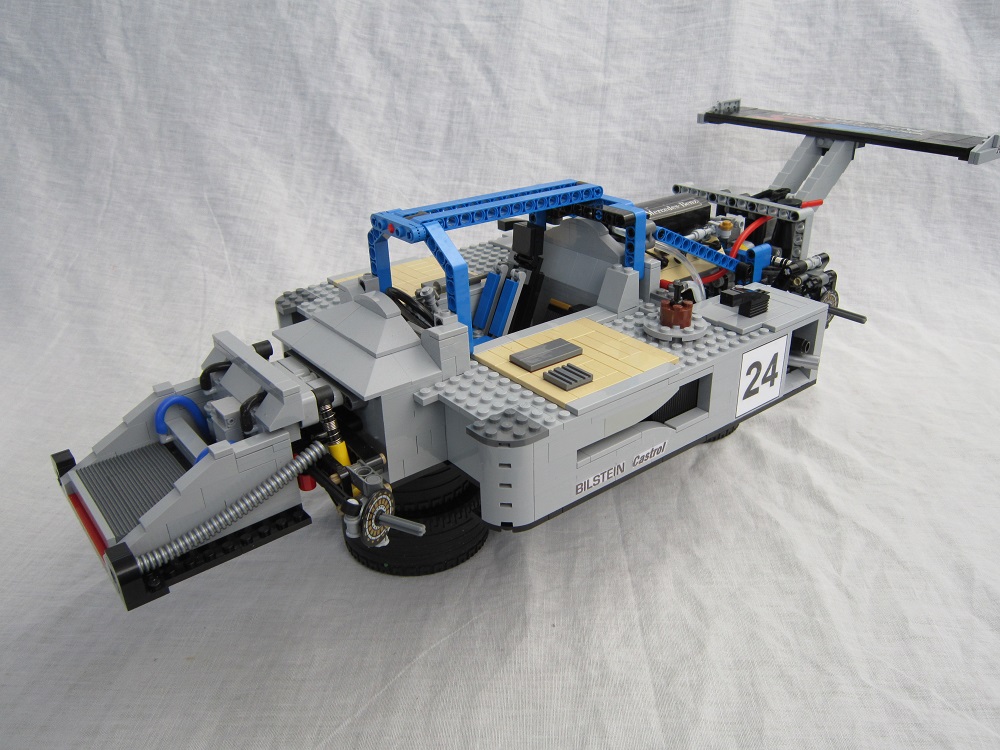 sauberc9lego.jpg
