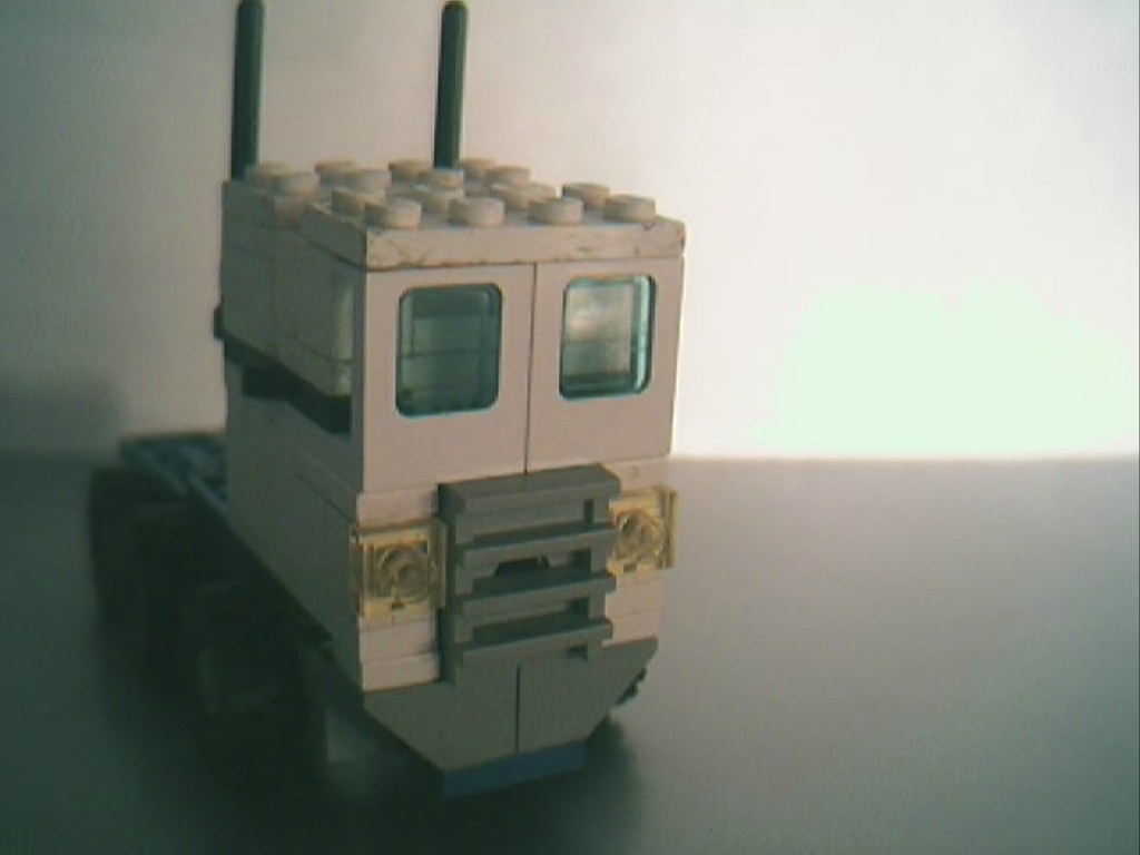 autobot_ultra_magnus_new_chest.jpg