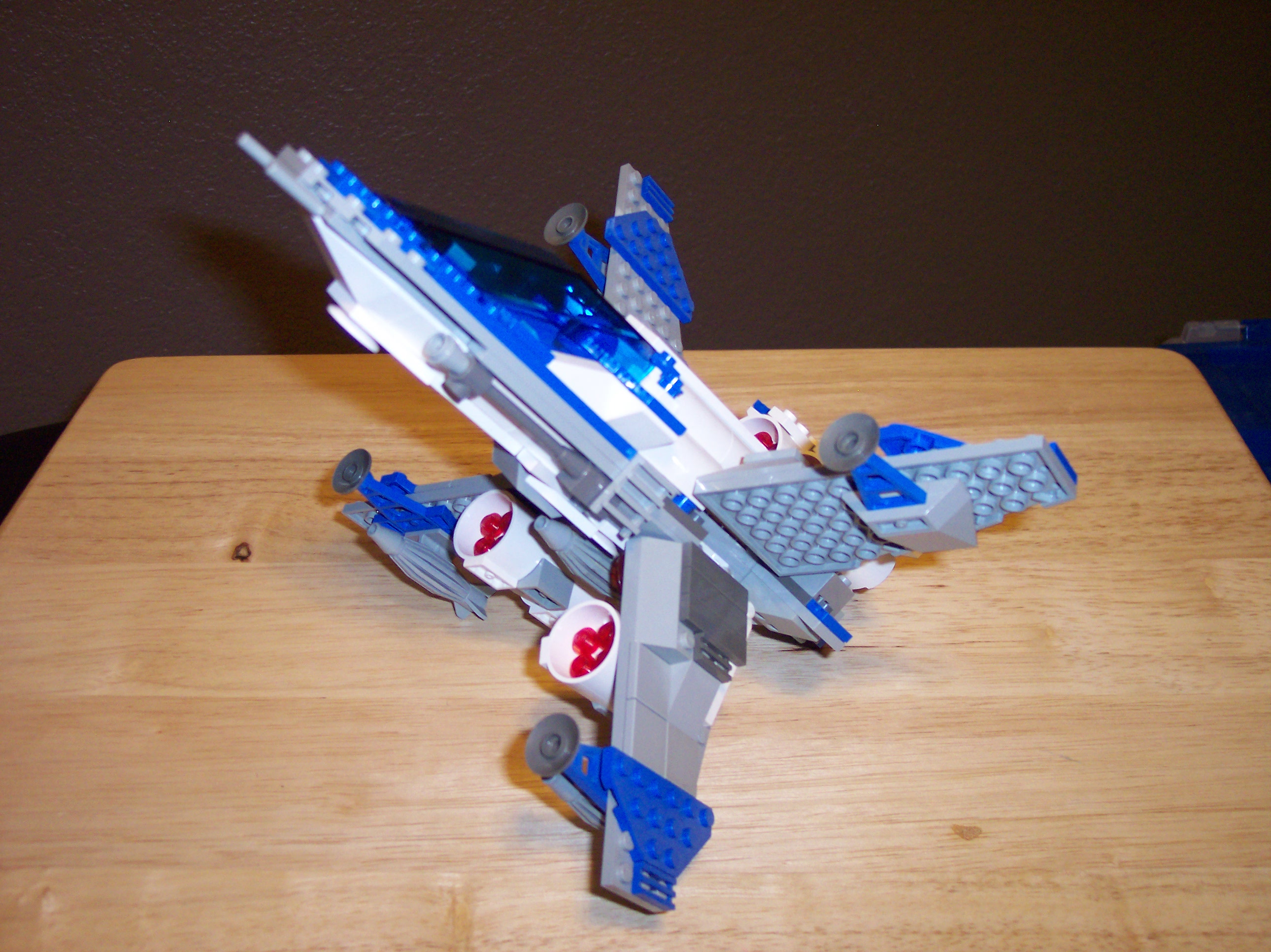 starfury_blue04.jpg