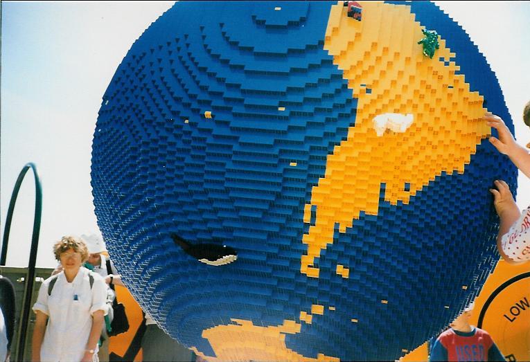 legoland-globe.jpg