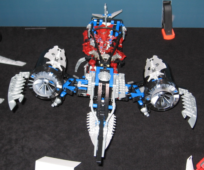 bionicle_jetrax_t6_detail.jpg