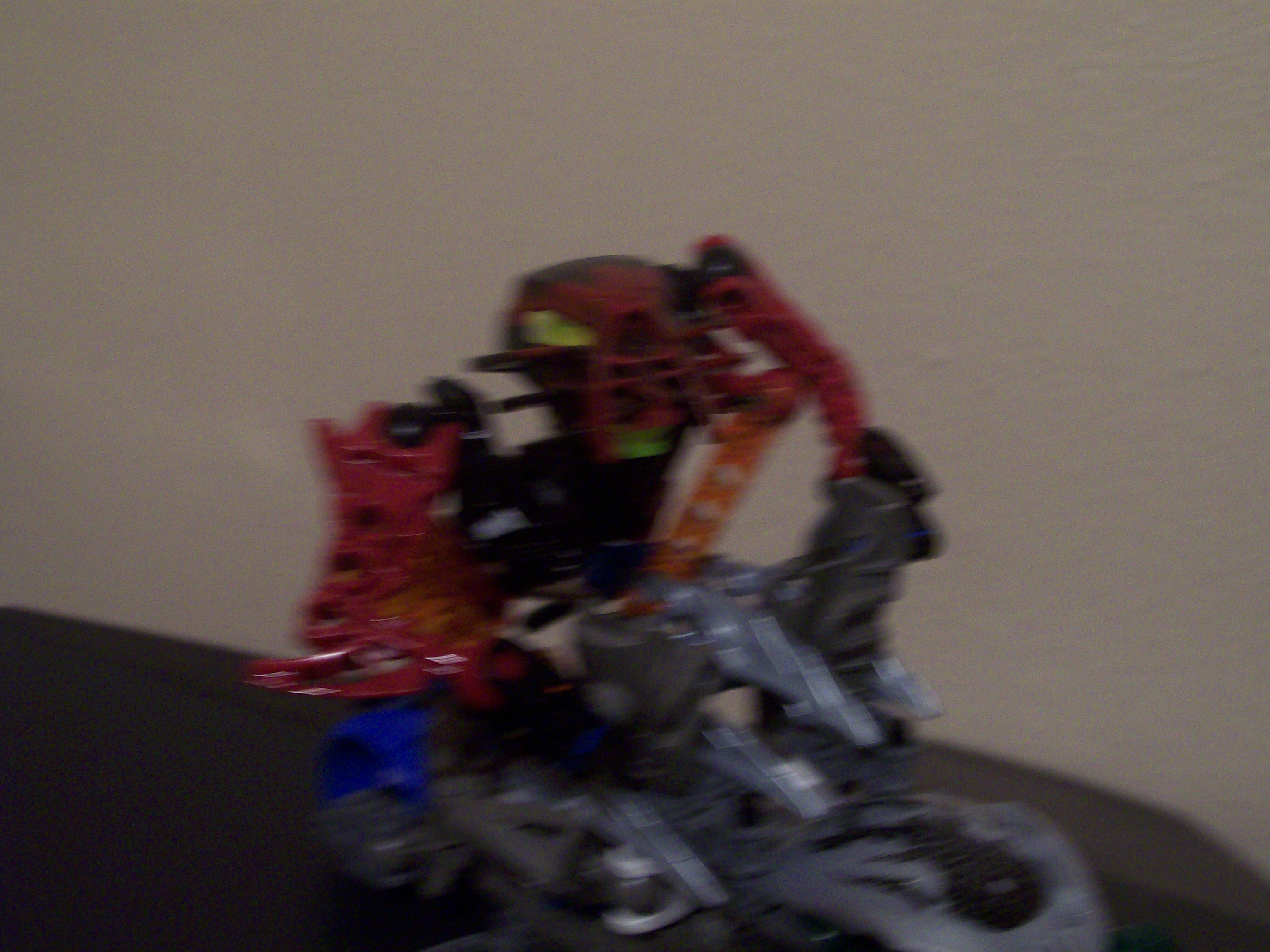 lapetkhon_riding_veltrox_m11.jpg