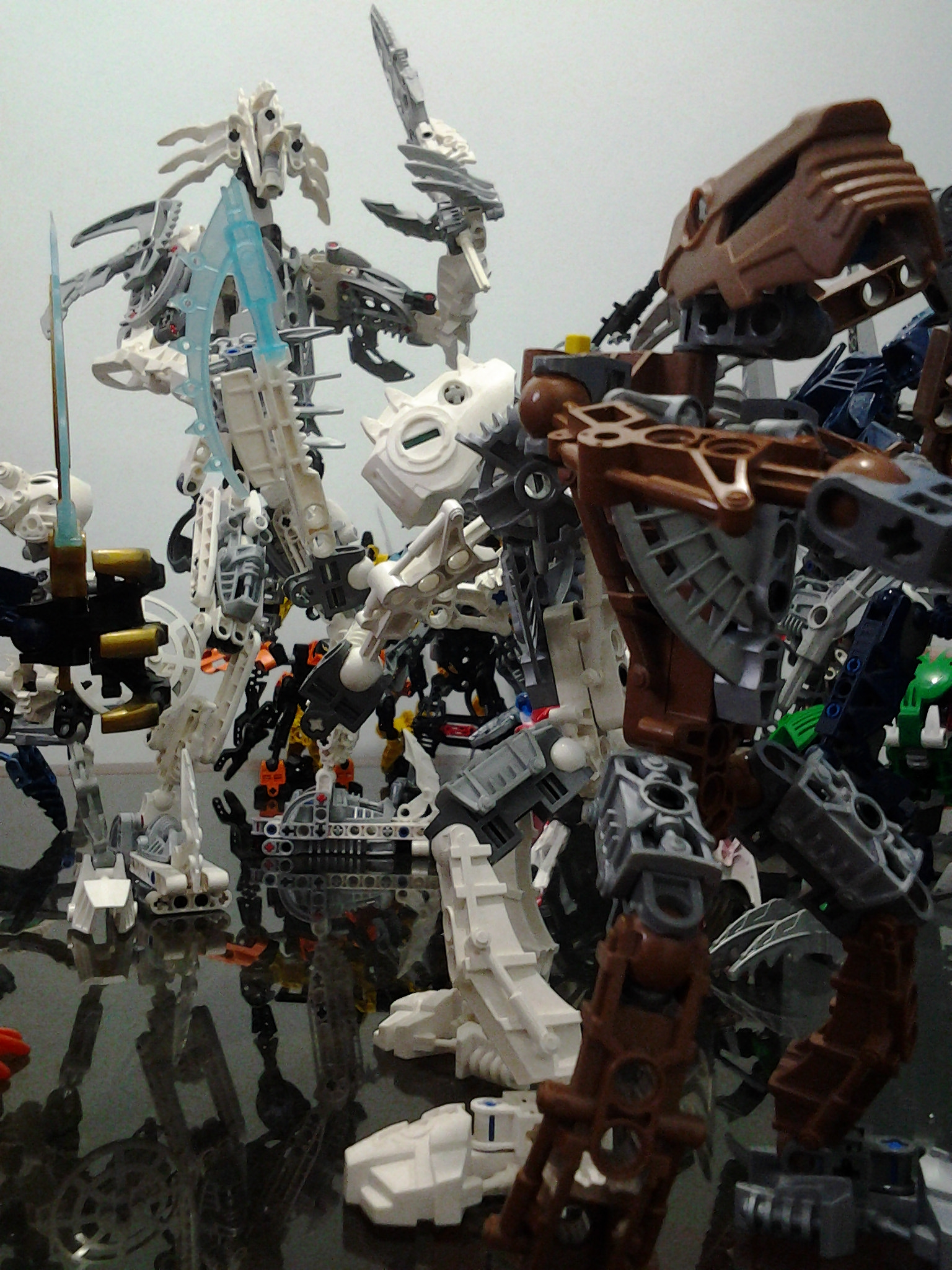 outcasts01.jpg
