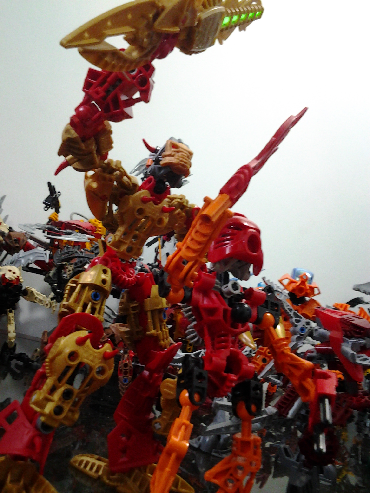 outcasts02.jpg