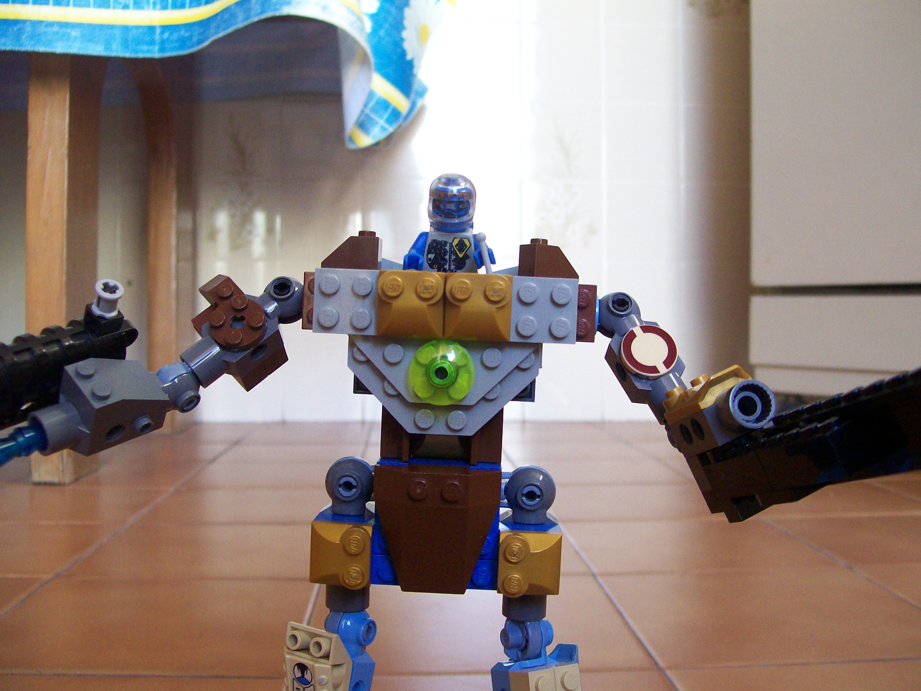 mocs_030.jpg