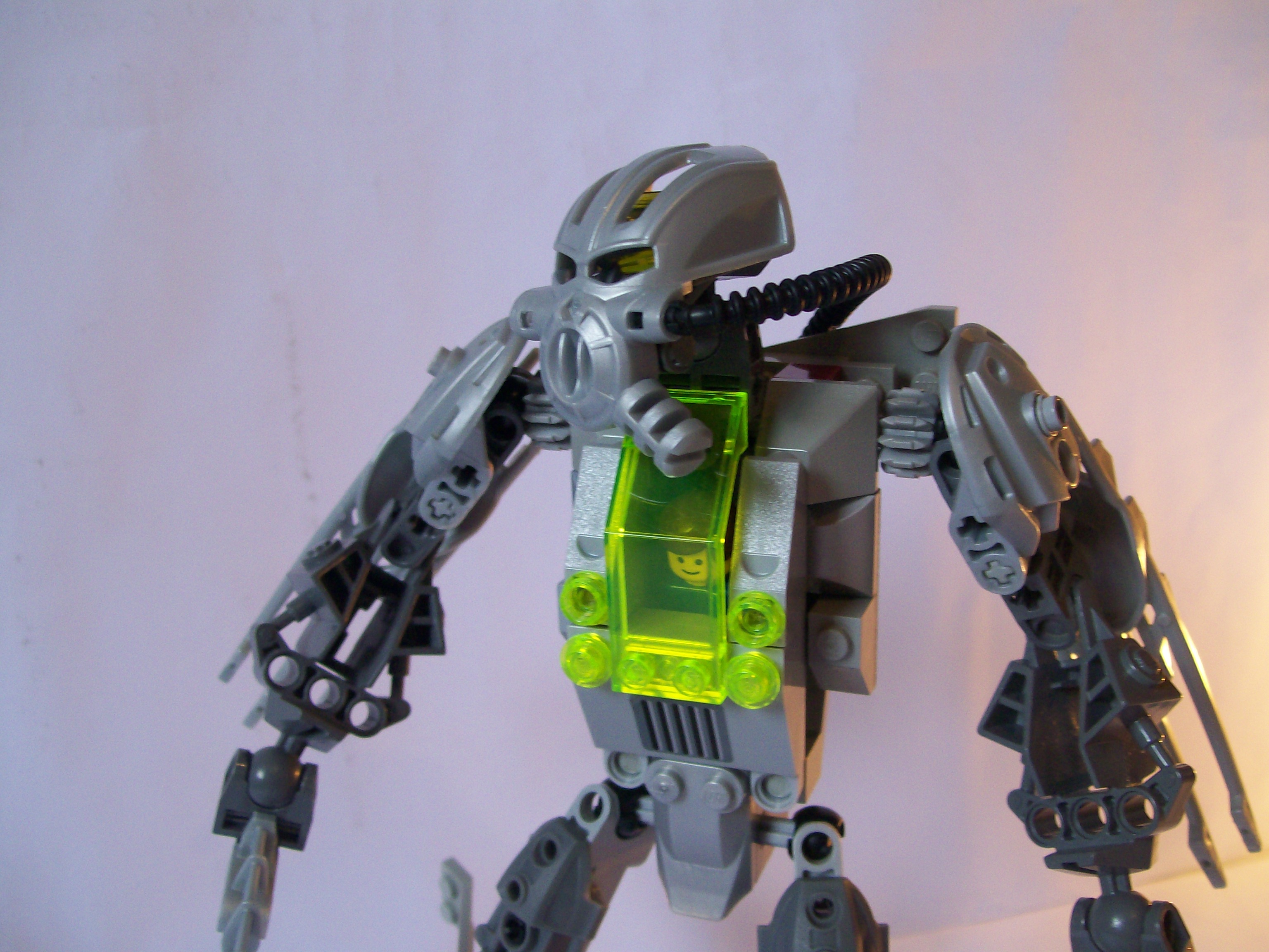 bionicle_silver_unit_001.jpg