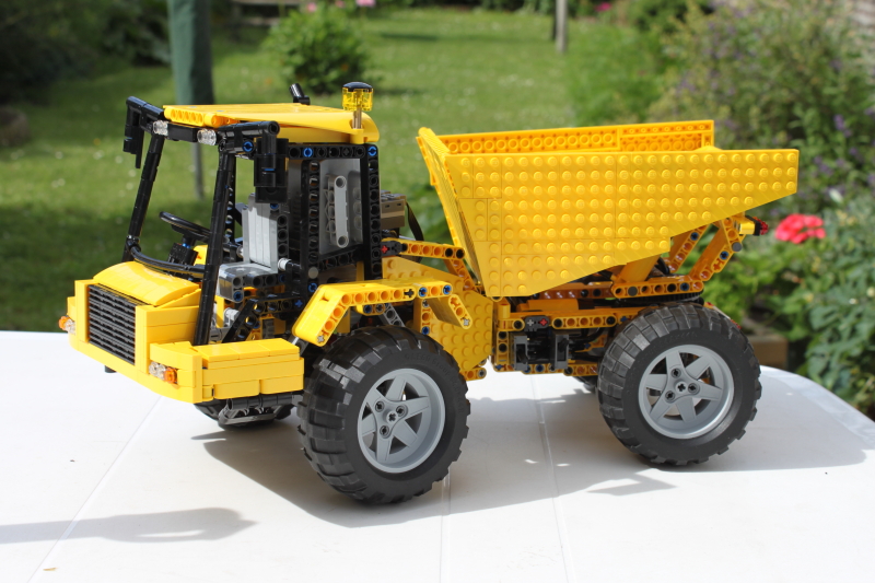dump_truck_008.jpg