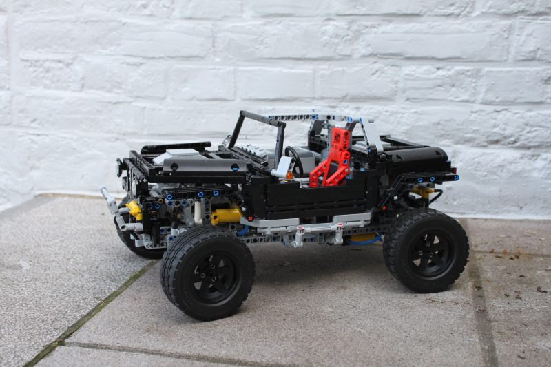 jeep_hurricane_lego_technic0021.jpg
