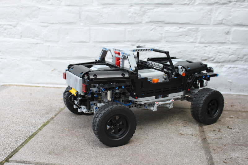 jeep_hurricane_lego_technic0023.jpg