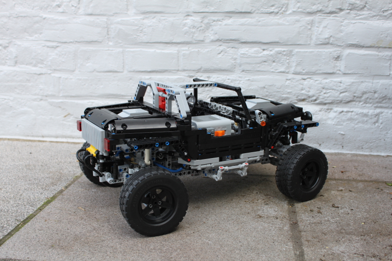 jeep_hurricane_lego_technic0024.jpg