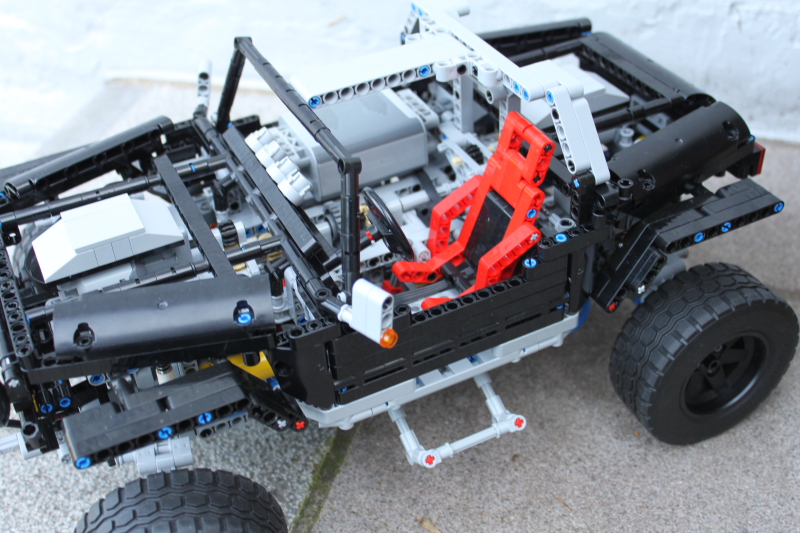 jeep_hurricane_lego_technic019.jpg