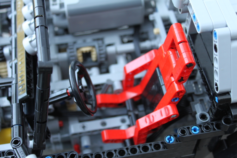 jeep_hurricane_lego_technic026.jpg