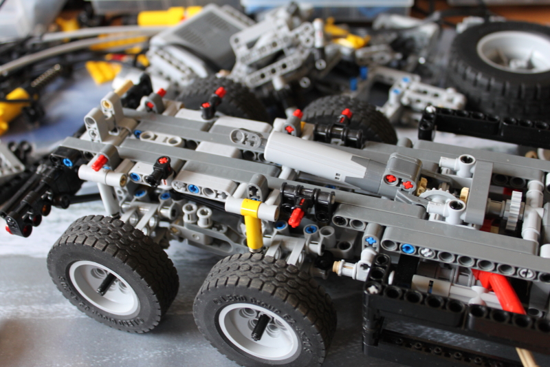 scania_skip_truck_disassembly009.jpg