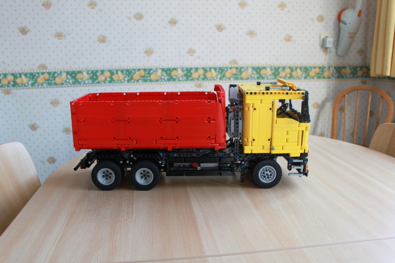 skip_truck034.jpg