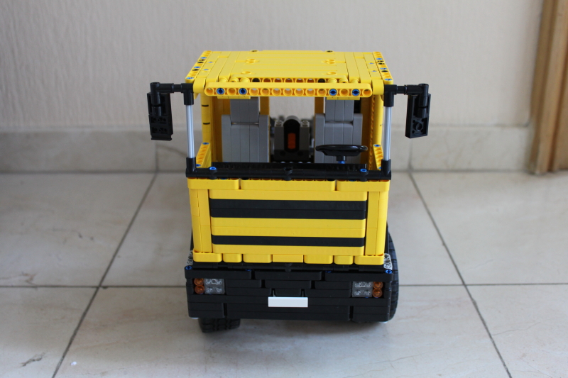 cab_for_my_tatra_phoenix004.jpg