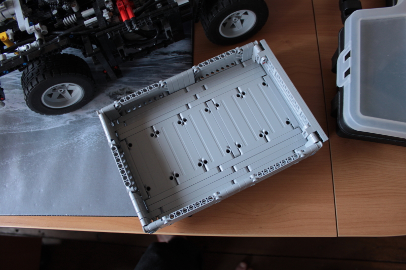 unimog_inside009.jpg