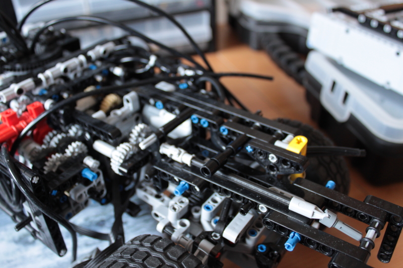 unimog_inside022.jpg