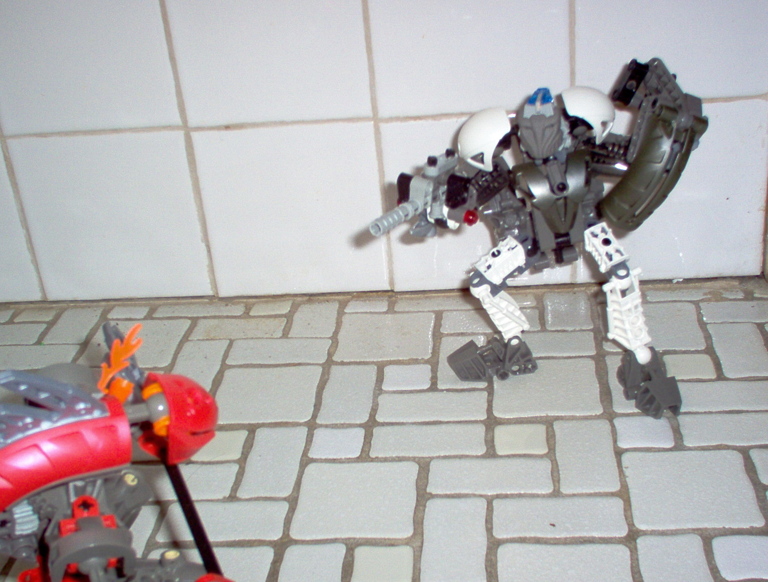 anteatersteelclawrobotattack.jpg
