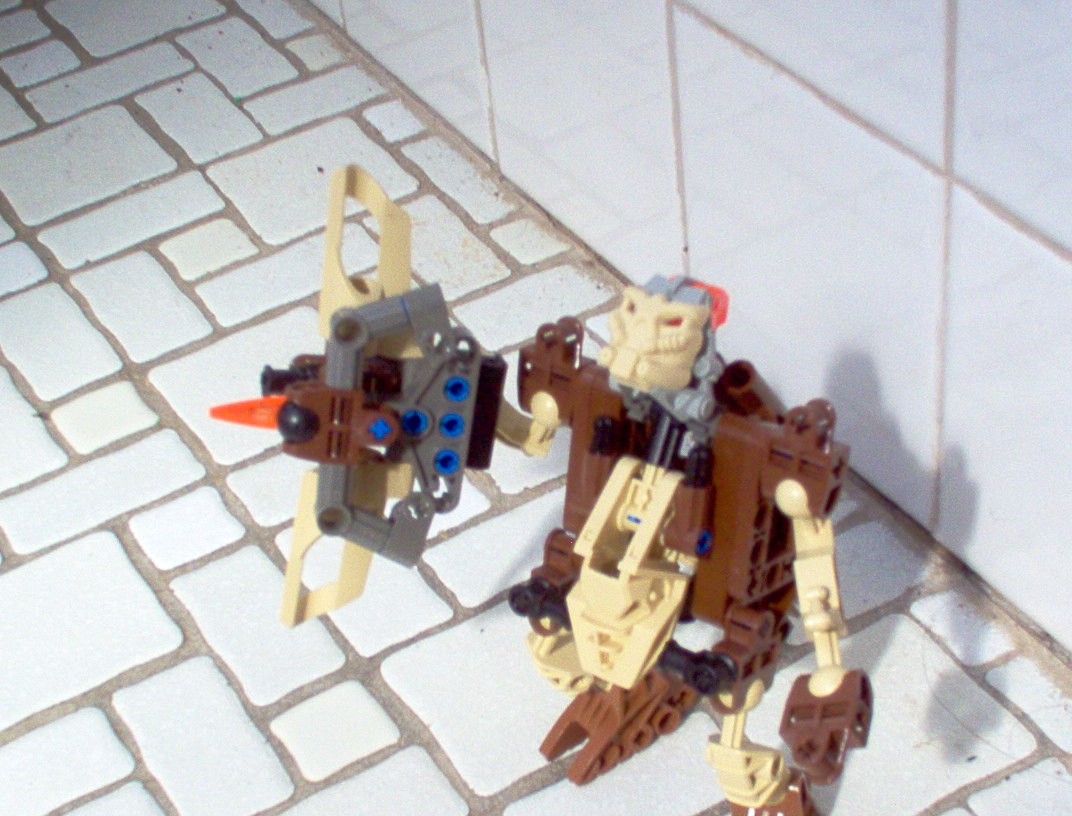miniconplaneweaponrobot.jpg