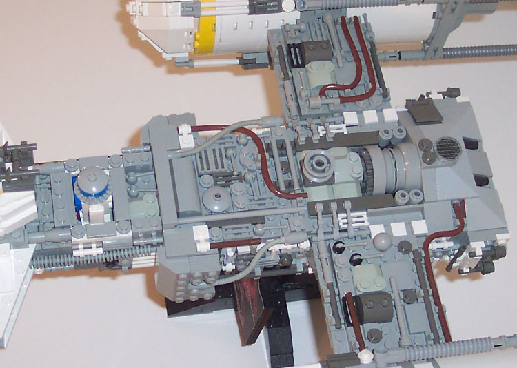 ywingboddetail.jpg