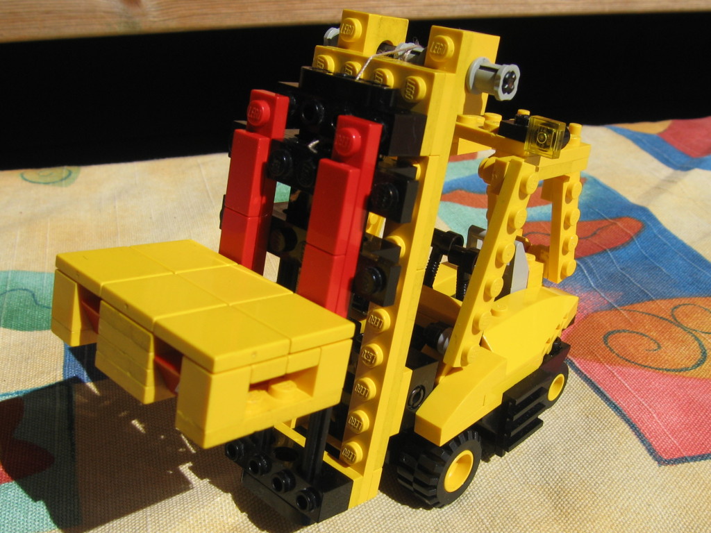 forklift2.jpg