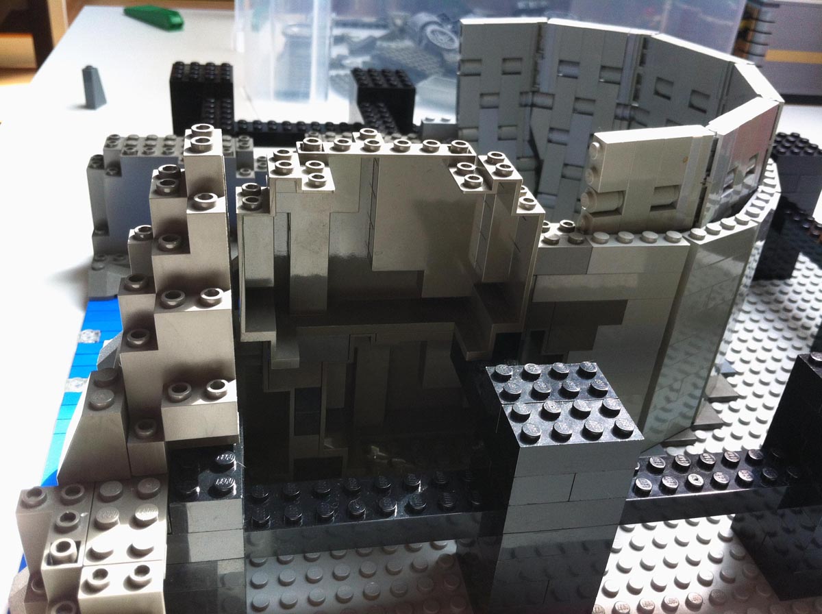 2013-0501_lego_barrage_54.jpg