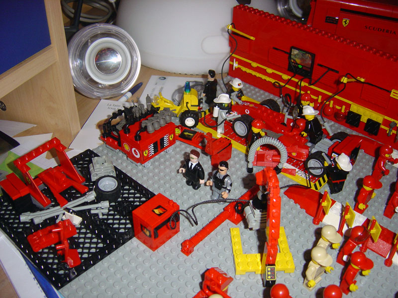 ferrari_06.jpg