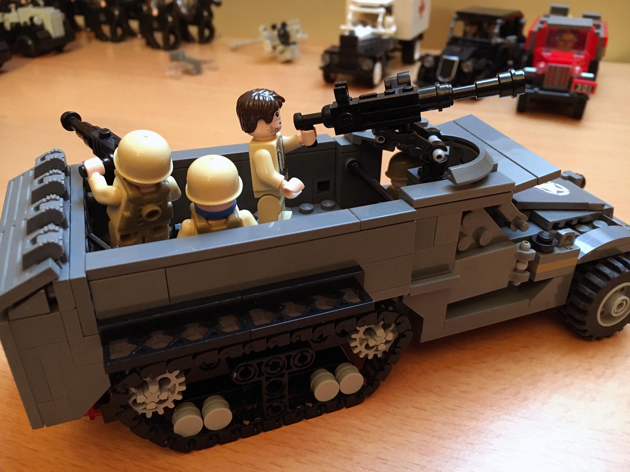 wwii_halftrack-m2_608.jpg