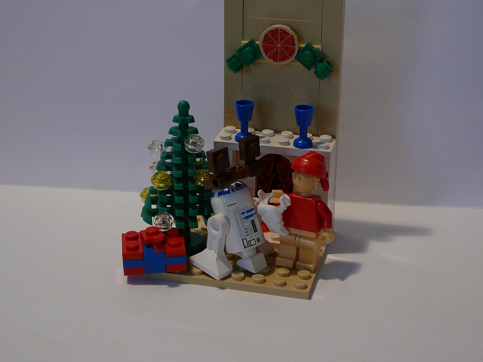 c-3po_r2-d2_christmas_1.jpg
