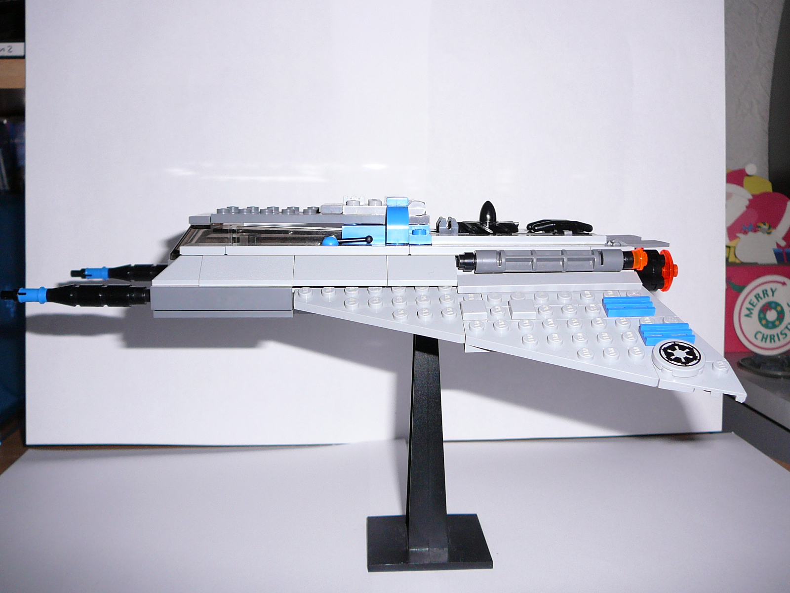 i7-howlrunner-004.jpg