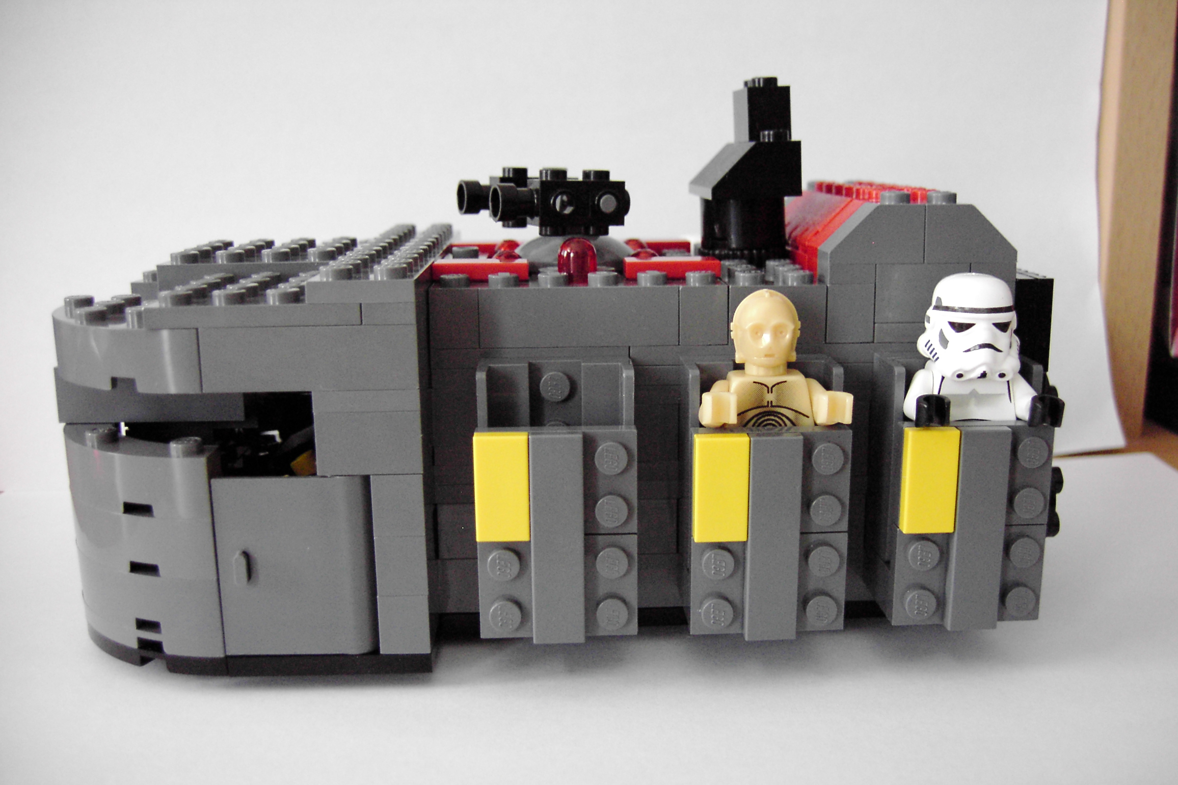 lego_hjr_itt_003.jpg