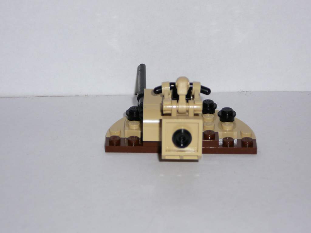 armored-scout-tank_04.jpg