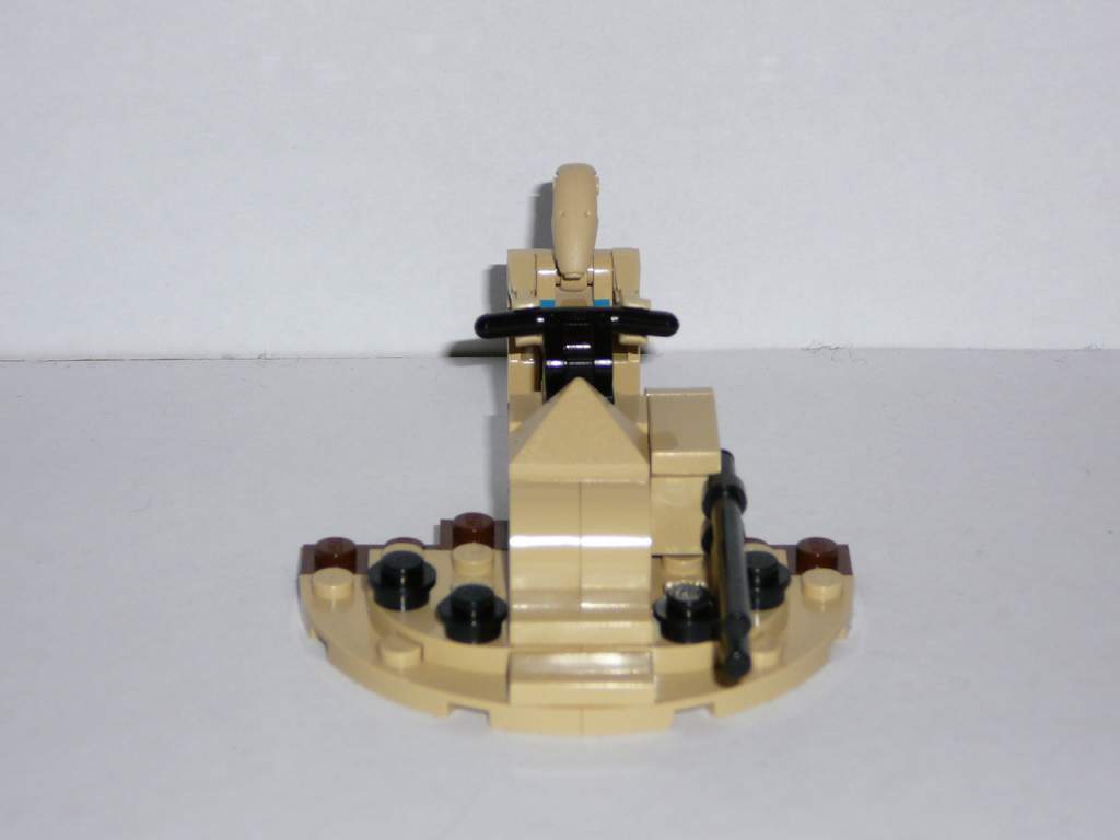 armored-scout-tank_08.jpg
